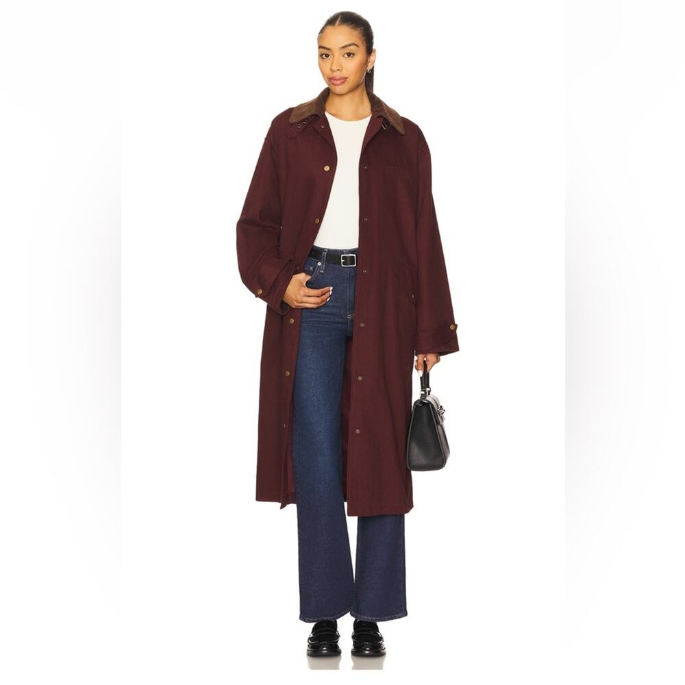 Line and Dot Chelsea Jacket in Bordeaux